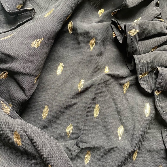 Free Generation LA Sheer top with Gold Detail - Picture 4 of 6